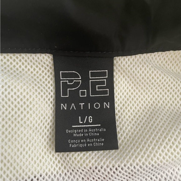 P.E. Nation Starting Block Sweater Size Large - Picture 4 of 7